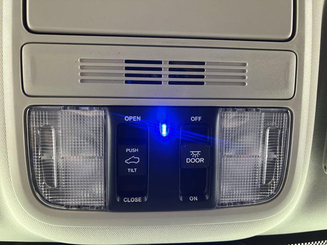 new 2025 Honda Odyssey car, priced at $48,871