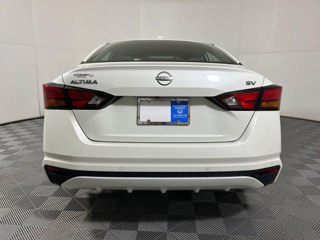 used 2023 Nissan Altima car, priced at $17,999