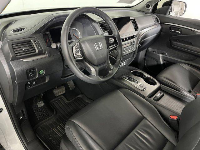 used 2022 Honda Pilot car, priced at $26,997