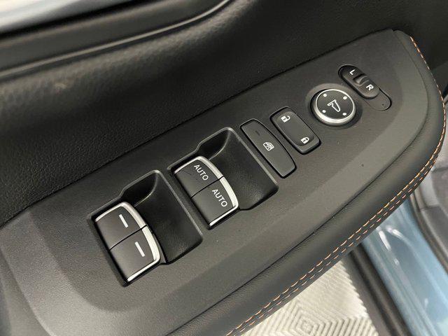 new 2026 Honda HR-V car, priced at $27,391