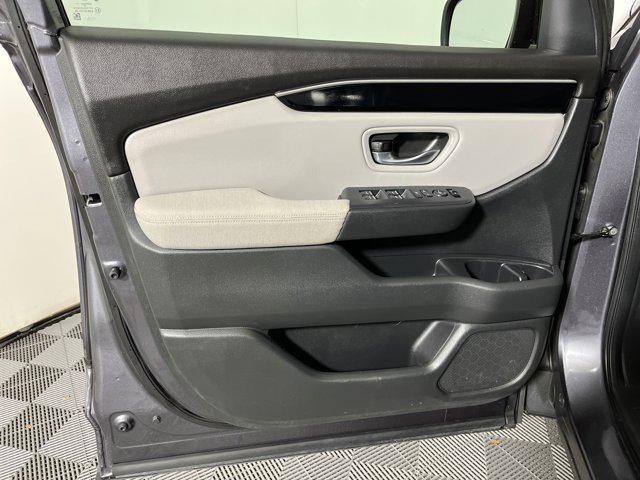 used 2023 Honda Pilot car, priced at $26,999