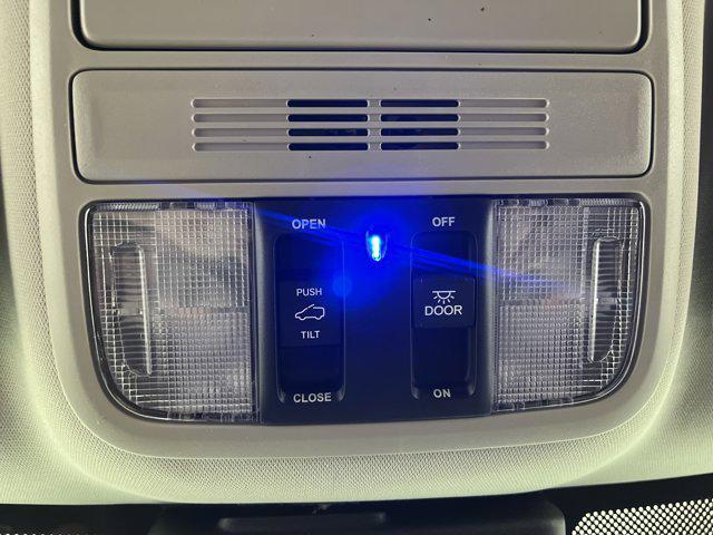 new 2025 Honda Odyssey car, priced at $45,181
