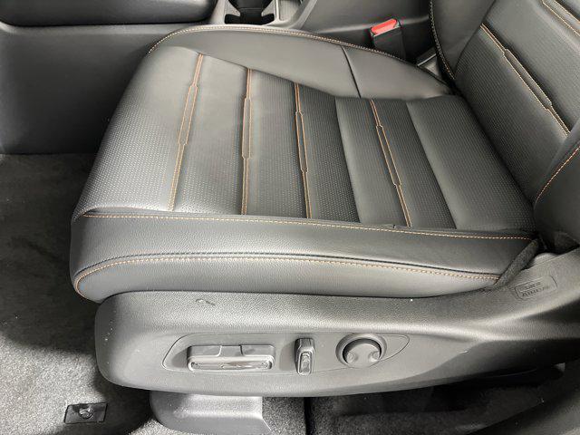 new 2025 Honda CR-V Hybrid car, priced at $37,521