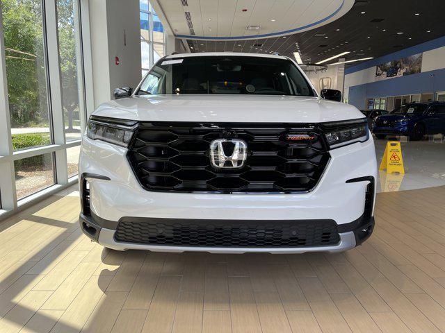 new 2025 Honda Pilot car, priced at $51,305