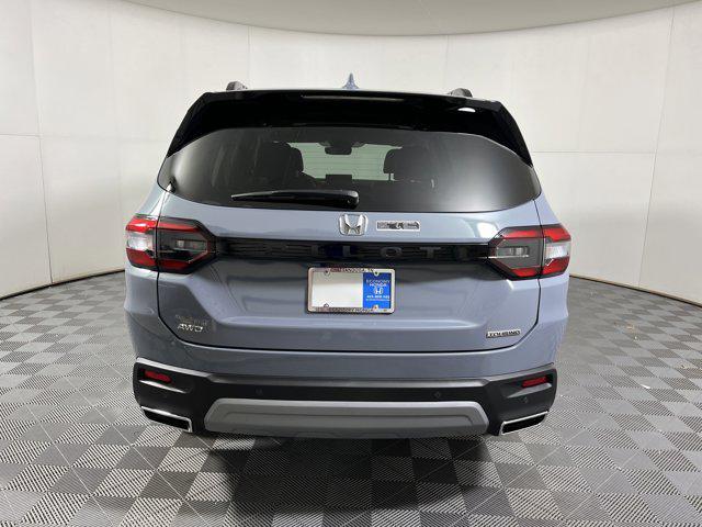 new 2025 Honda Pilot car, priced at $50,121