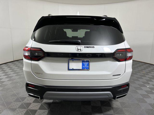 new 2025 Honda Pilot car, priced at $47,391