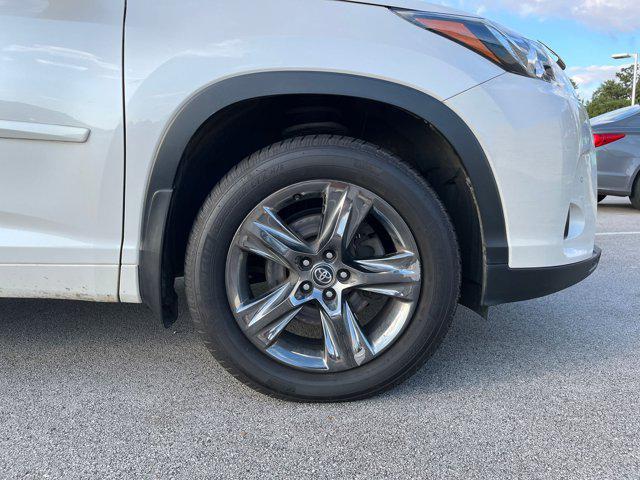 used 2017 Toyota Highlander car, priced at $19,999