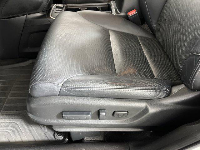 used 2016 Honda CR-V car, priced at $15,499