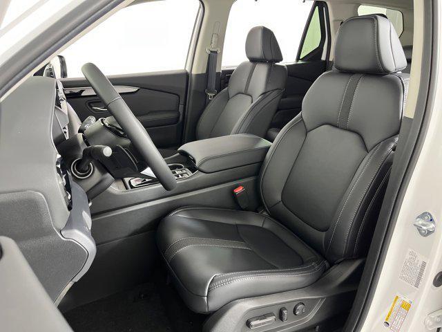 new 2025 Honda Pilot car, priced at $44,651
