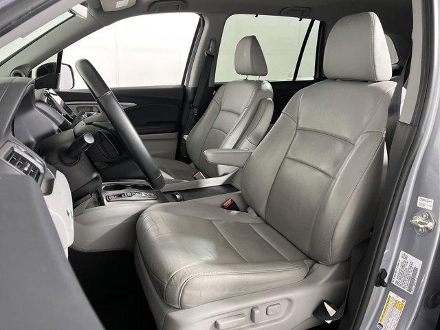used 2021 Honda Pilot car, priced at $25,499