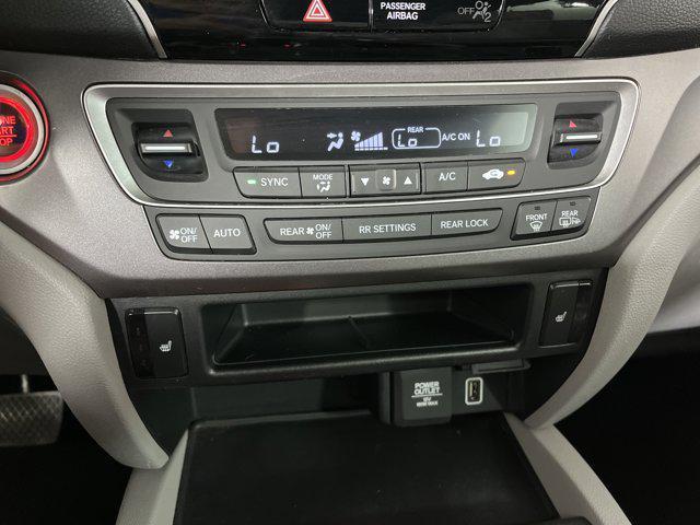used 2021 Honda Pilot car, priced at $25,499