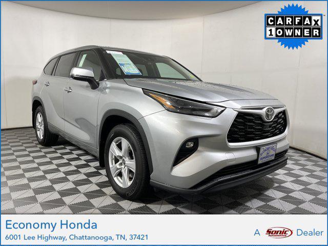 used 2024 Toyota Highlander car, priced at $37,999