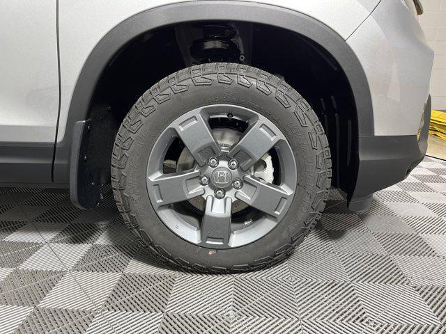 new 2025 Honda Ridgeline car, priced at $44,301