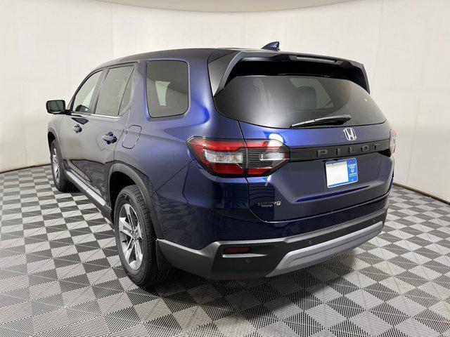 new 2025 Honda Pilot car, priced at $42,261