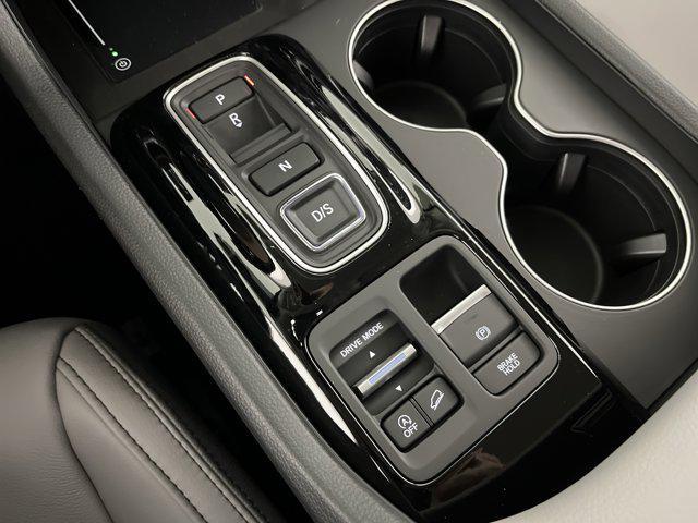 new 2025 Honda Pilot car, priced at $42,261
