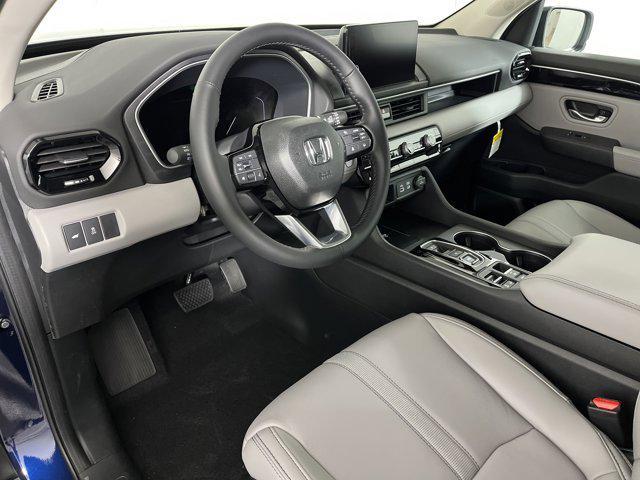 new 2025 Honda Pilot car, priced at $44,231