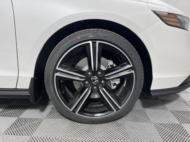 new 2025 Honda Accord Hybrid car, priced at $33,661