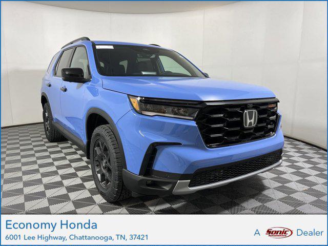 new 2025 Honda Pilot car, priced at $51,241