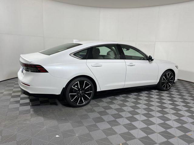 new 2025 Honda Accord Hybrid car, priced at $38,061