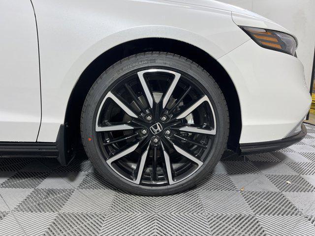 new 2025 Honda Accord Hybrid car, priced at $38,061