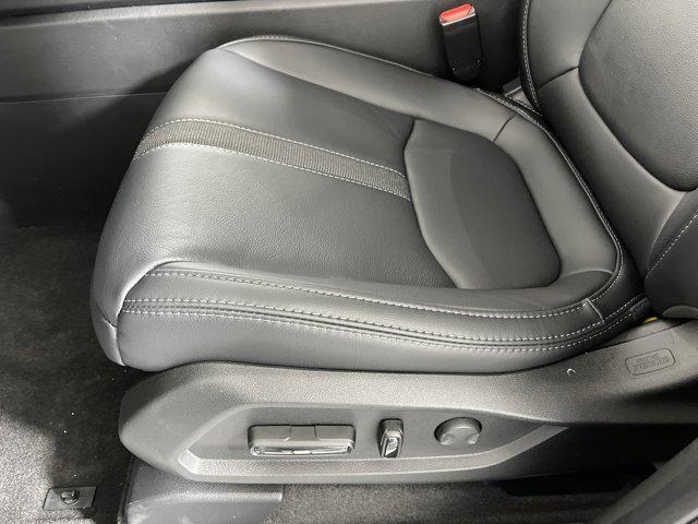 new 2025 Honda Pilot car, priced at $44,651