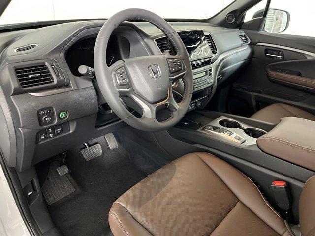 new 2025 Honda Ridgeline car, priced at $38,391