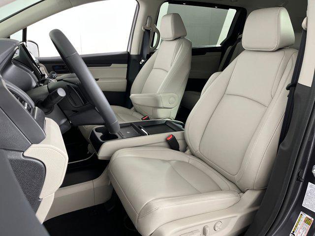 new 2026 Honda Odyssey car, priced at $41,911