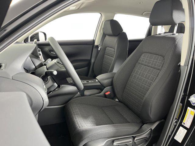 new 2025 Honda HR-V car, priced at $25,731