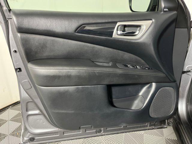 used 2020 Nissan Pathfinder car, priced at $12,999