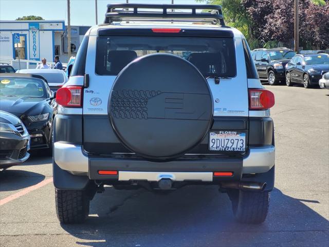 used 2007 Toyota FJ Cruiser car, priced at $13,988