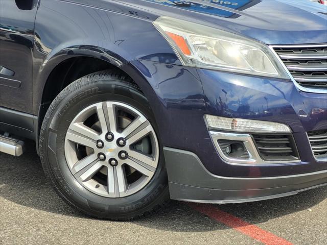 used 2015 Chevrolet Traverse car, priced at $9,988