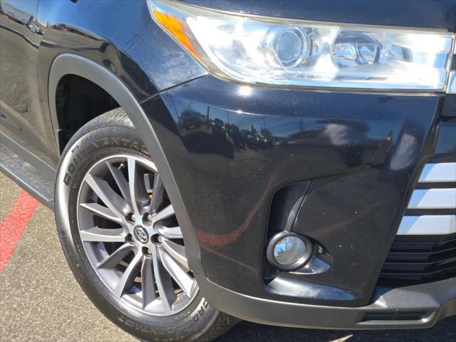 used 2019 Toyota Highlander car, priced at $17,988
