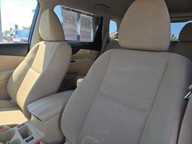 used 2019 Nissan Rogue car, priced at $10,988