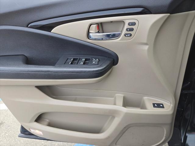 used 2017 Honda Pilot car, priced at $14,288