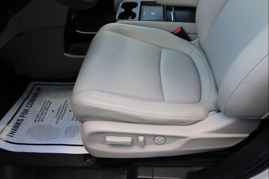 used 2025 Honda Odyssey car, priced at $41,999