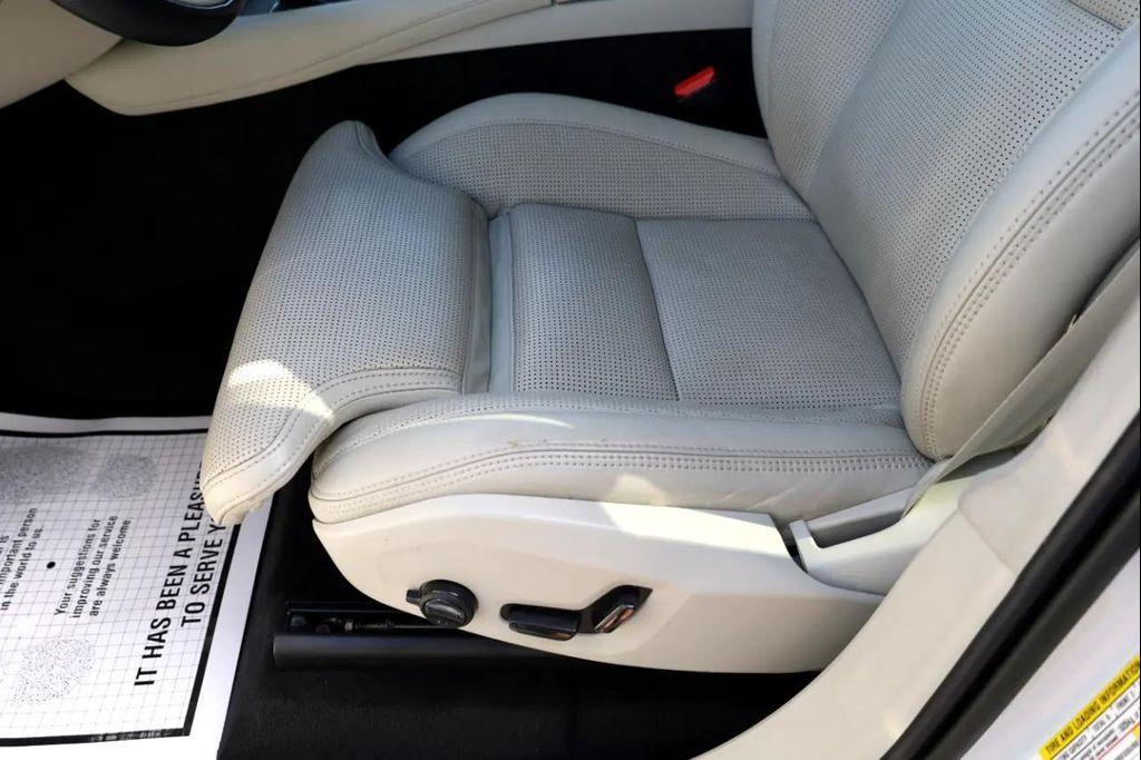 used 2022 Volvo XC90 car, priced at $41,999