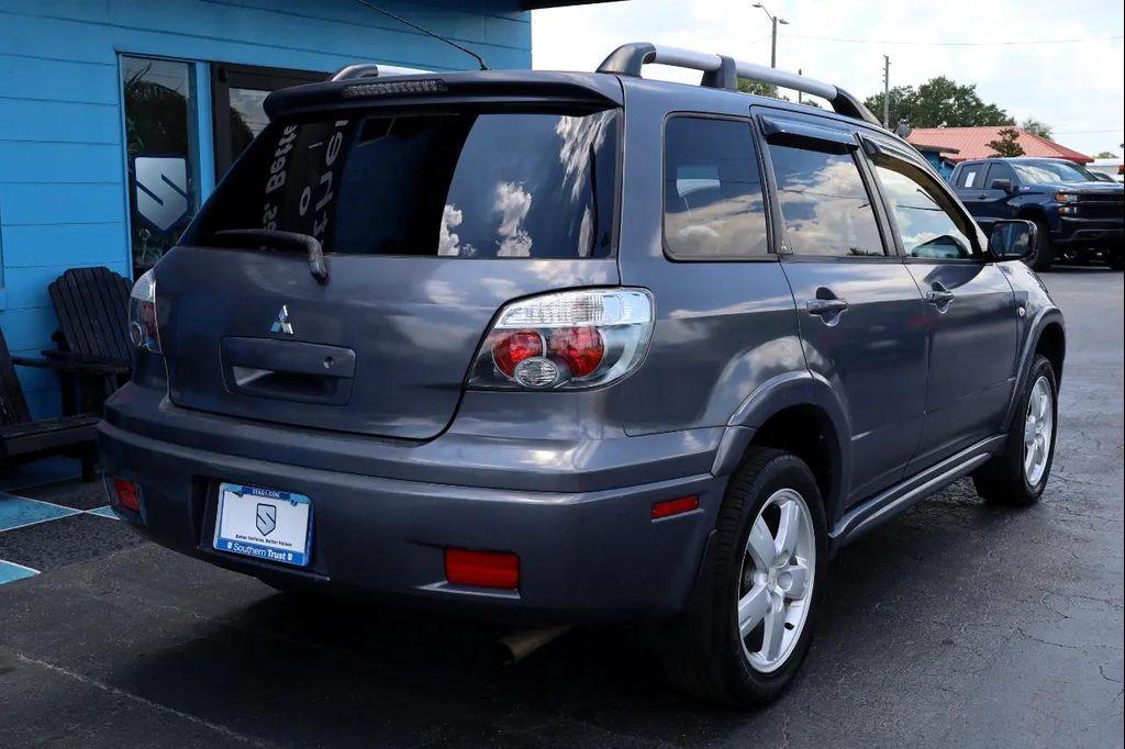 used 2006 Mitsubishi Outlander car, priced at $3,999
