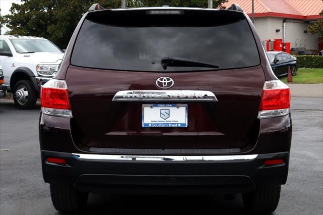 used 2012 Toyota Highlander car, priced at $15,999