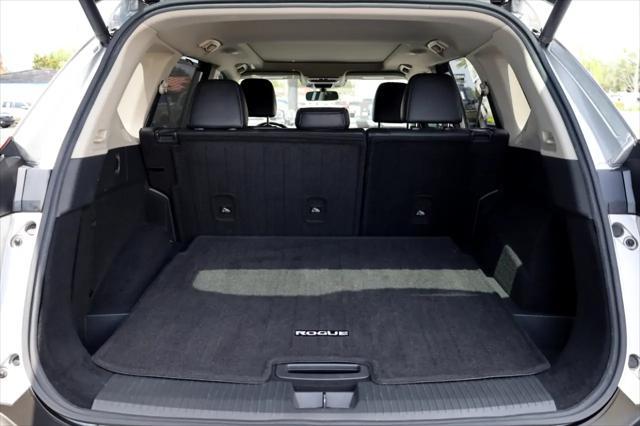 used 2021 Nissan Rogue car, priced at $23,999