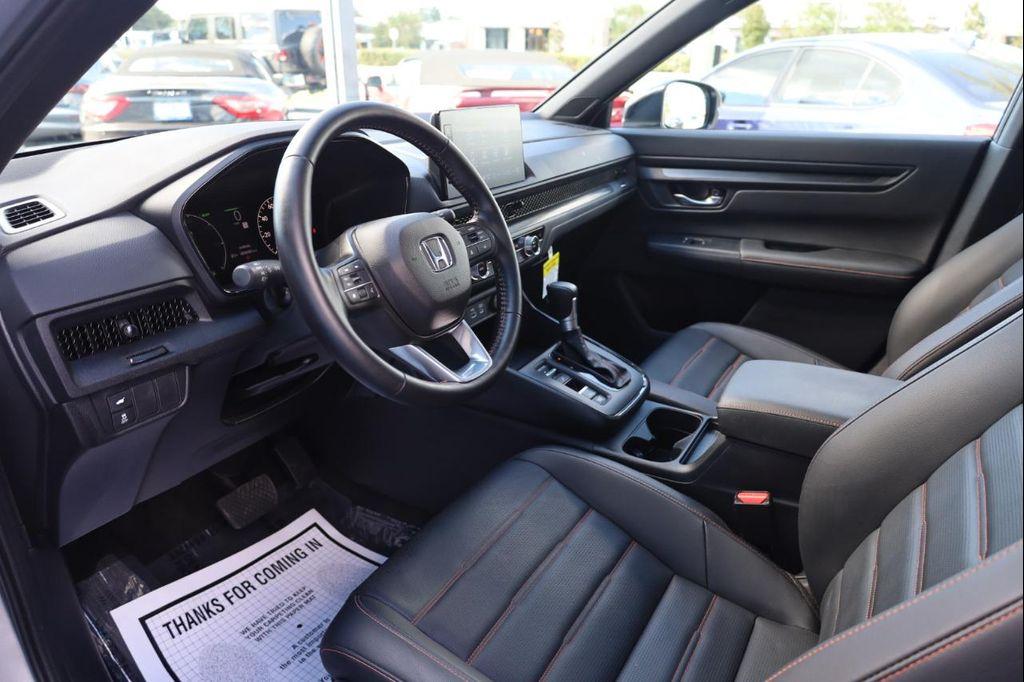 used 2025 Honda CR-V Hybrid car, priced at $36,999