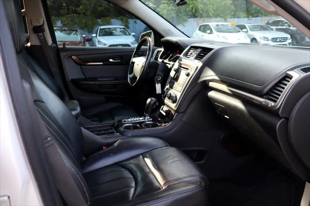 used 2014 GMC Acadia car, priced at $9,995