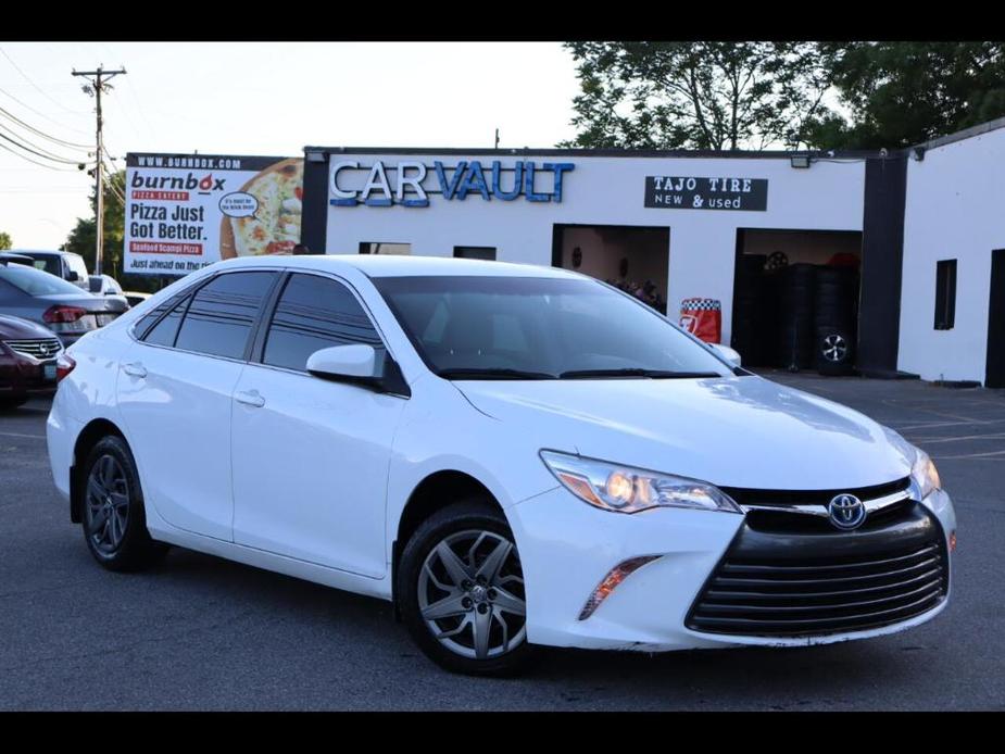 used 2017 Toyota Camry Hybrid car, priced at $16,995