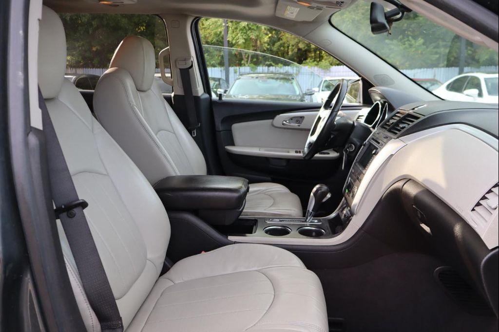 used 2010 Chevrolet Traverse car, priced at $6,995