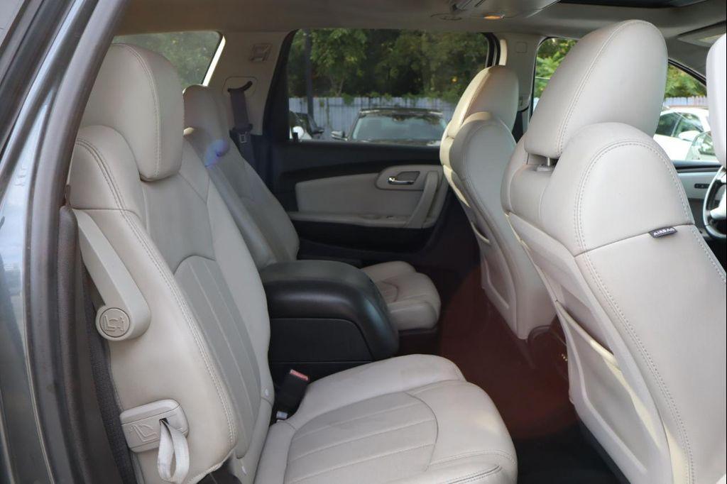 used 2010 Chevrolet Traverse car, priced at $6,995