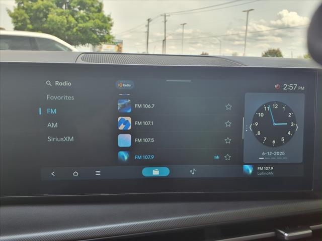 new 2025 Hyundai SANTA FE HEV car, priced at $39,130