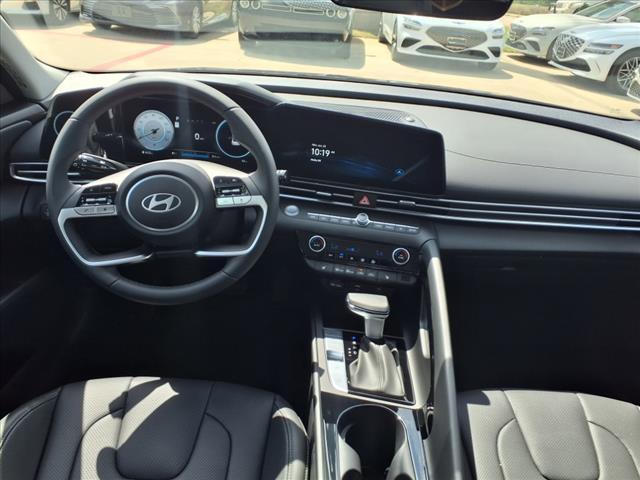 new 2025 Hyundai Elantra car, priced at $27,605