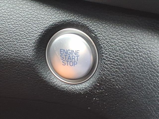 used 2022 Hyundai Santa Fe car, priced at $18,599