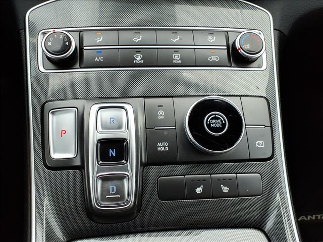 used 2022 Hyundai Santa Fe car, priced at $18,599