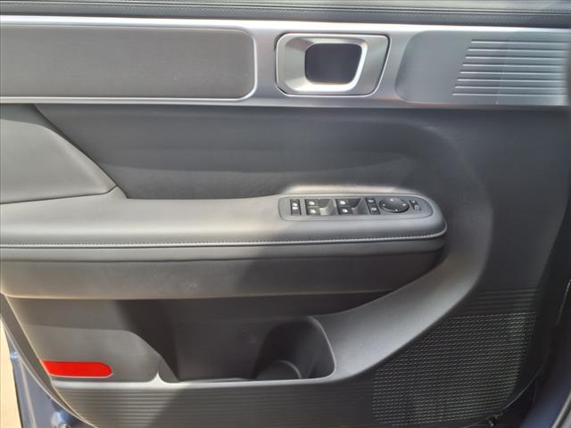 new 2025 Hyundai SANTA FE HEV car, priced at $39,199