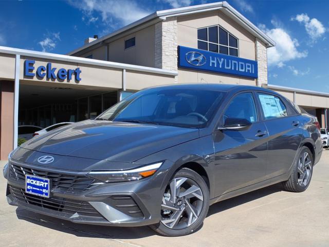 new 2025 Hyundai Elantra car, priced at $24,498